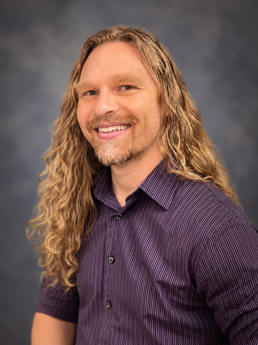 Jason Lee — view full bio